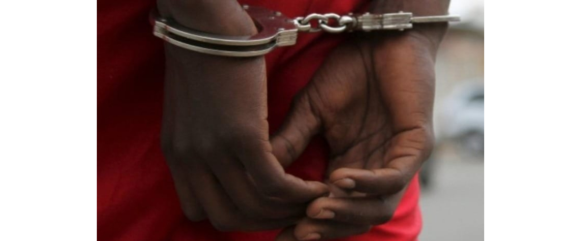 Jovem detido em Maputo por tentativa de venda de arma de fogo entregue por amigo militar