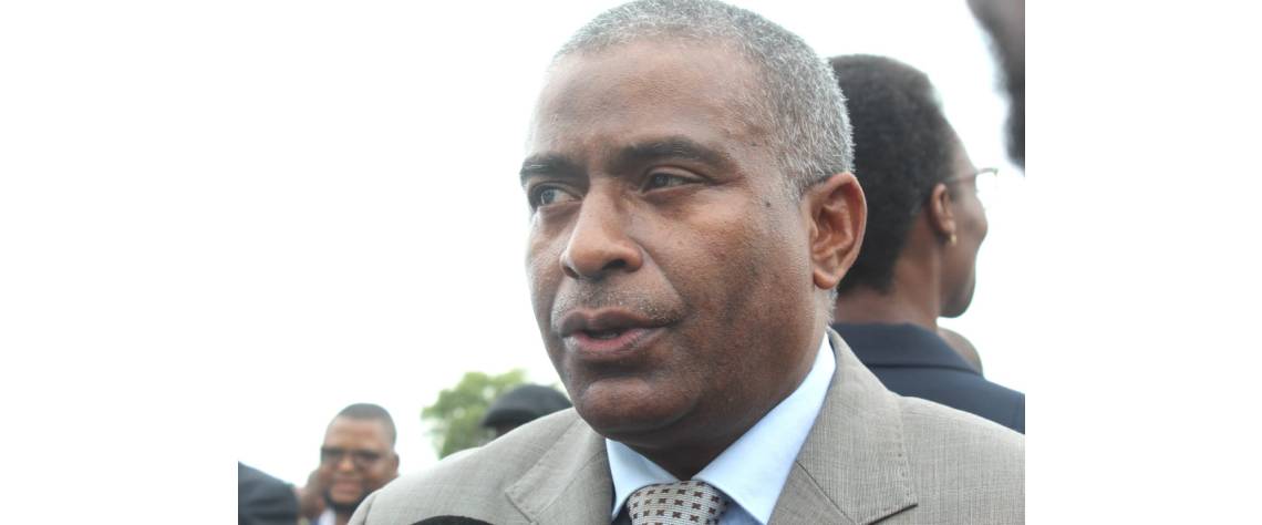 Falta de medicamentos afecta apenas tratamentos de doenças crónicas – diz Ministro da Saúde