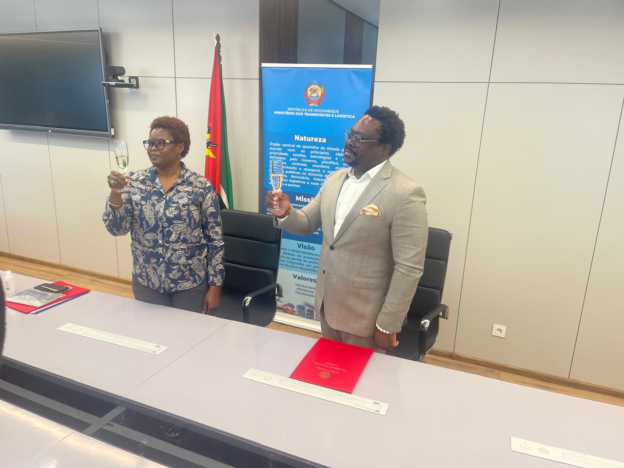 Ministérios dos Transportes assina memorando para formação de cadetes marítimos