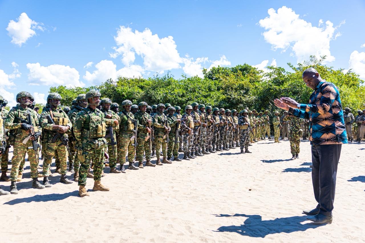 Visita de Chapo ao Teatro Operacional Norte fica marcada por reorganização do comando militar