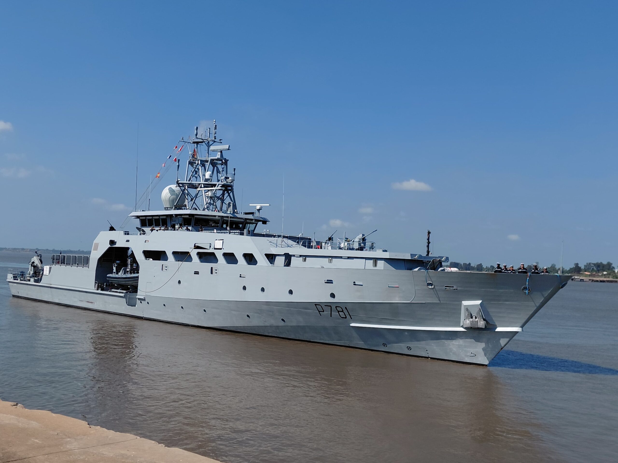 Navio da marinha francesa escala Maputo para estreitamento da cooperação