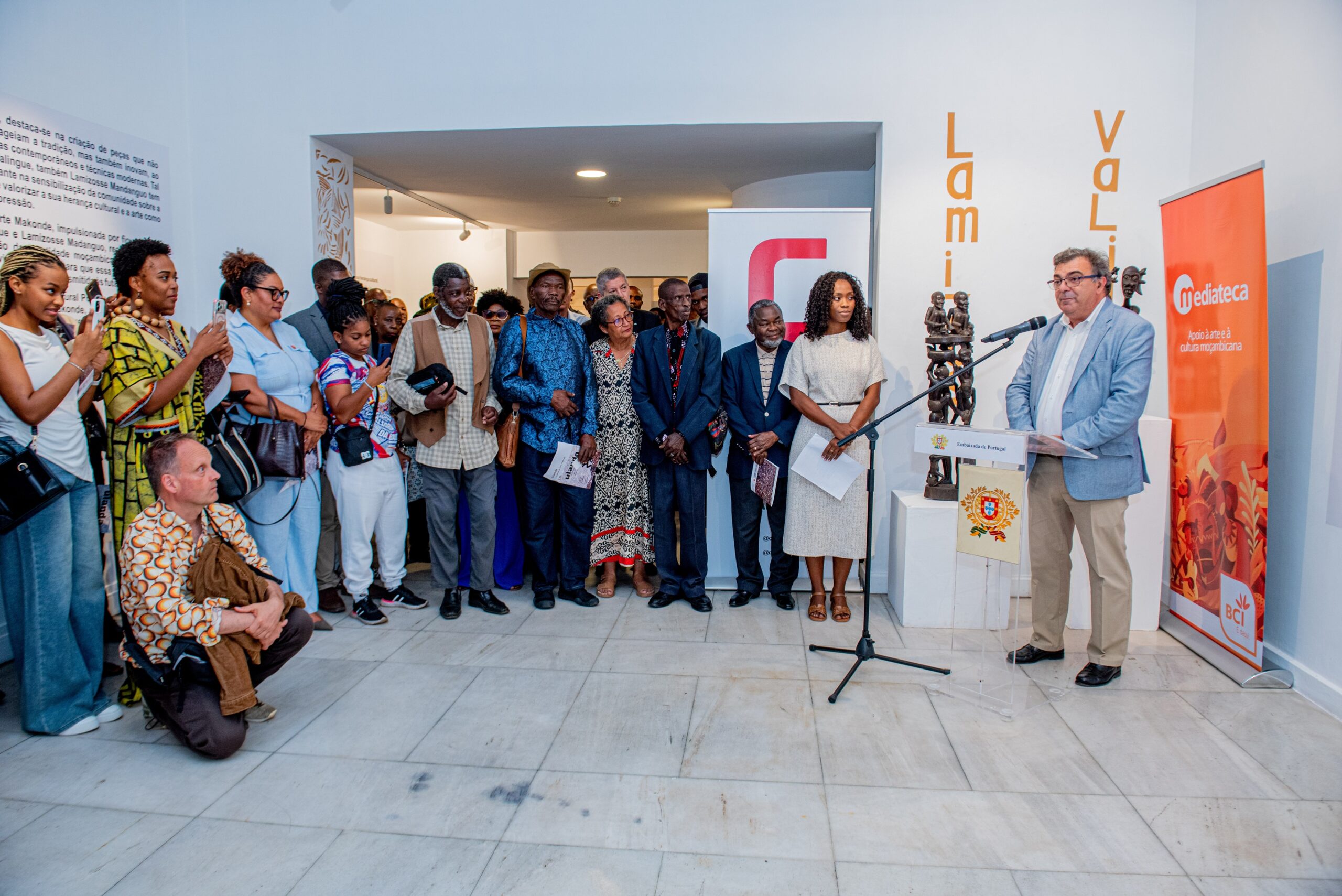 ULANDA celebra a arte Makonde e BCI reafirma compromisso com a cultura