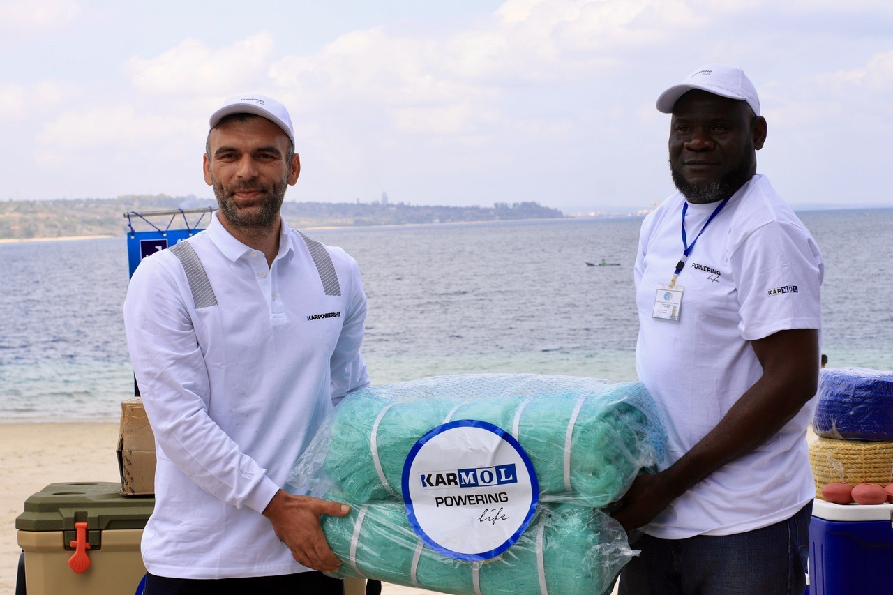 KARMOL Reforça Capacidade dos Pescadores de Nacala com Equipamentos de Pesca