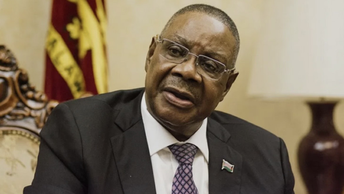 Presidente Peter Mutharika governa virtualmente o Malawi a partir da África do Sul